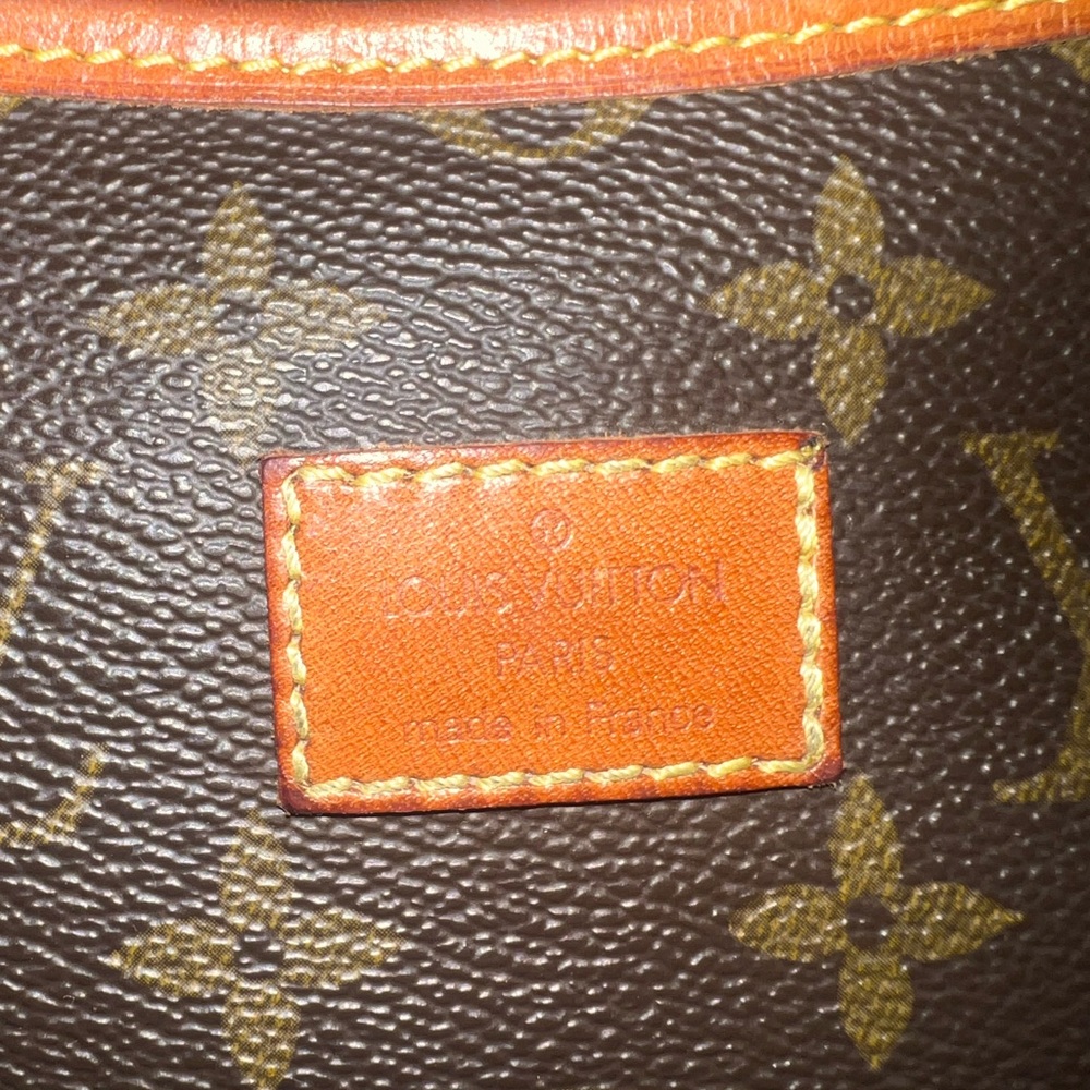 Louis Vuitton Brown Monogram Messenger Bag - Picture 11 of 11